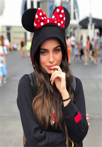 很黄污到湿的小故事 啊-又粗又黑的棍子捅_情戏书屋