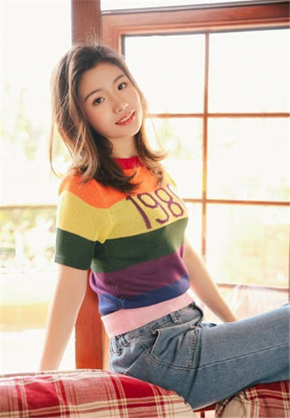 老师与学生很污的文章-李大国勾上李秋歌_情戏书屋