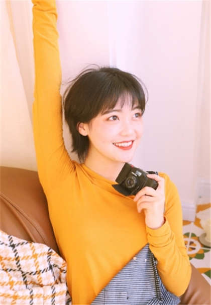 啊~在深一点-而且喜欢把手摸到我BB里_情戏书屋