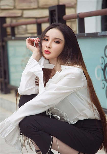 有没有很黄的小说-两女互相摸下面呻呤_情戏书屋