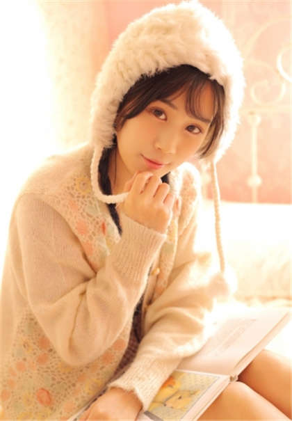 老师你咪咪好大-把头埋在你腿里吸_情戏书屋