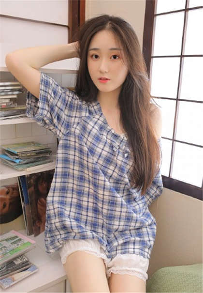 校园呻吟黄小说-值得推荐的小黄文_情戏书屋