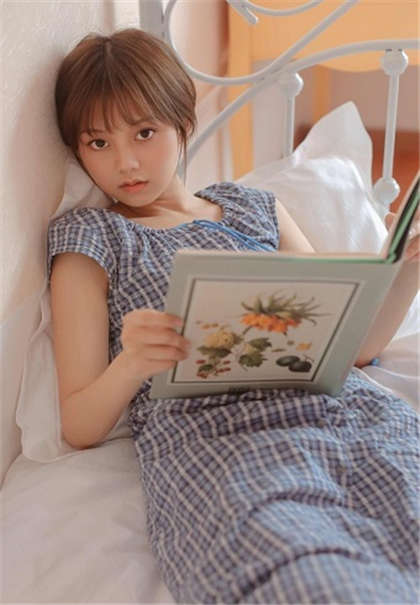 描写男女第一次性的小说-啊不要游泳池教练_情戏书屋