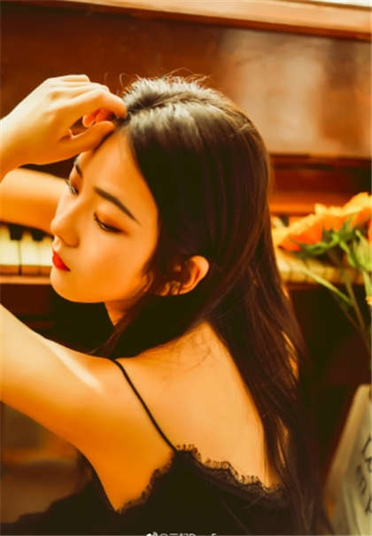 被男同桌摸下面吸奶的小说-口述做爰让人湿过程_情戏书屋