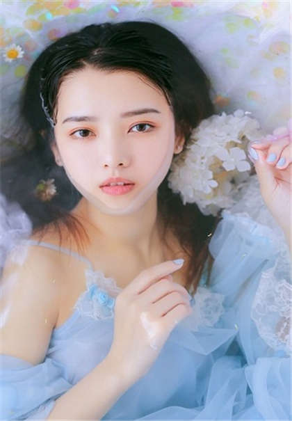 荡翁乱妇短篇小说-超污小说点击榜_情戏书屋