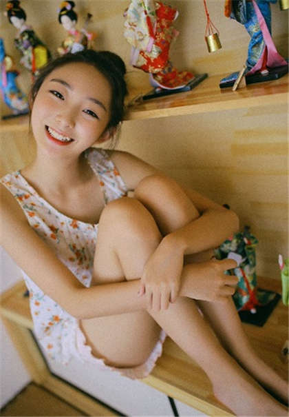 性奴肉肉-女同学上课自愿被男同桌摸_情戏书屋