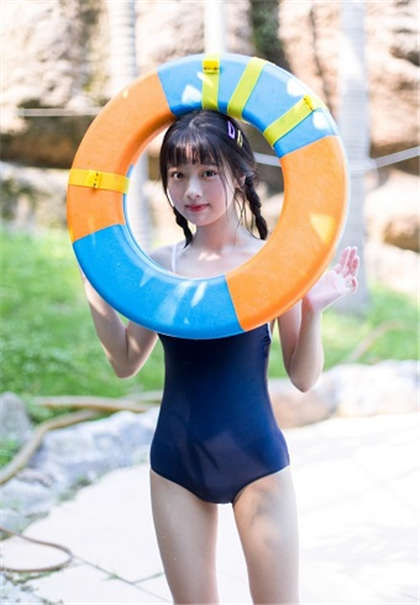 吸玩具小黄文-我进入了语文老师_情戏书屋