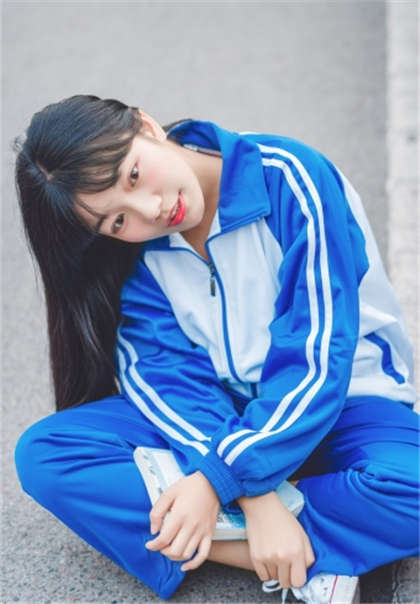 在公交车上操-父女文从小有肉_情戏书屋