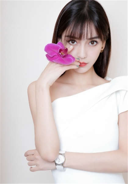 性爱污小说-快把舌头伸我下面_情戏书屋