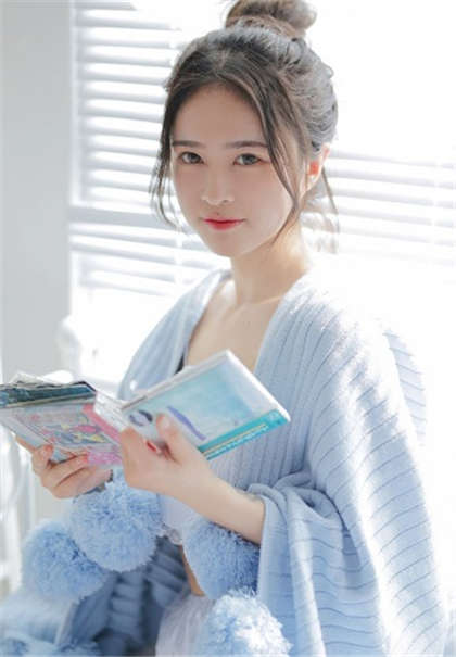 我的手还插在里面的小说-我是一个生理欲望强烈的女_情戏书屋