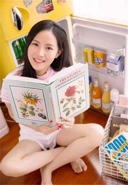 hs后宫小-有肉让下面湿的小说章节_情戏书屋