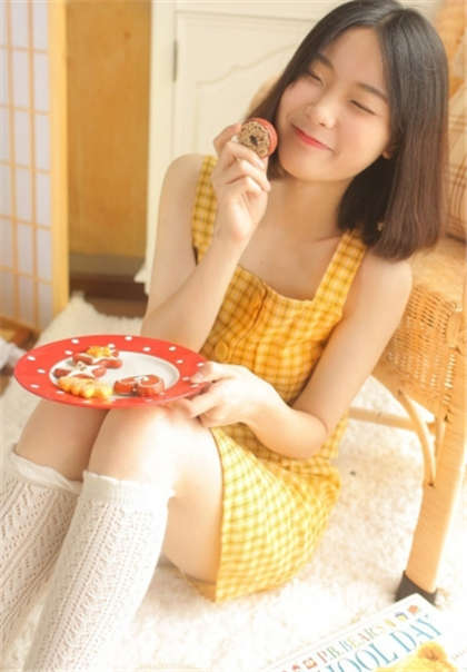 我用舌头亲她下面小说-啊太大了要被你们弄死了_情戏书屋