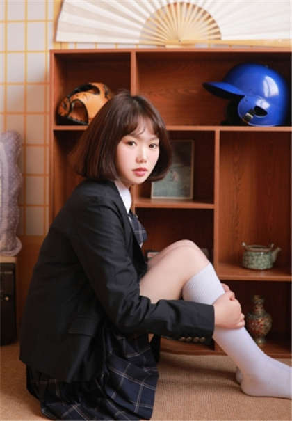 很污很黄的有声读物-老师的大棒子一进_情戏书屋