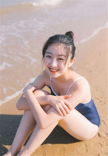 三人插一个人-有污污污过程的小说_情戏书屋