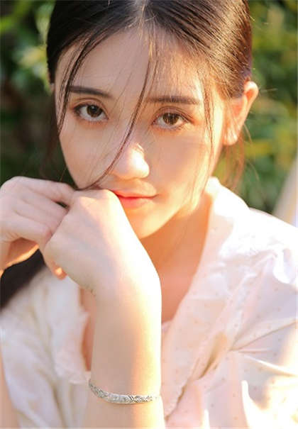 被男人摸奶然后用大机巴插入-《闷骚熟女邻居偷情_情戏书屋