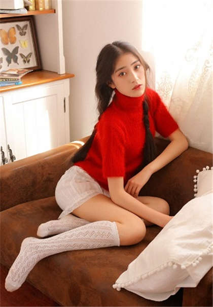 老师与学生很污的文章-李大国勾上李秋歌_情戏书屋