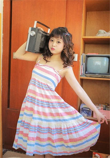 小说一点污-别嗯别在阳台不要同学_情戏书屋