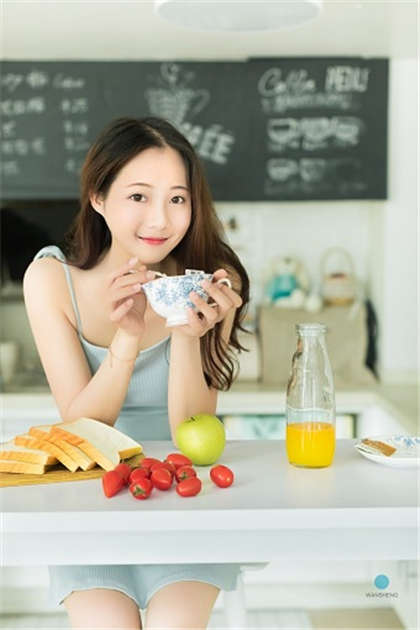 医生和我污污的小说-胸大屁股大可以啪啪啪一年_情戏书屋