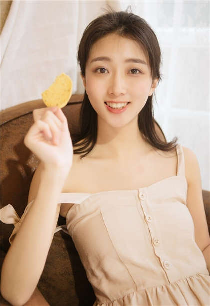 一男n女高H纯肉小说-我和女同桌互相摸下面_情戏书屋