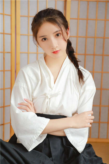 欲乱系列小说-孤岛生存很黄的小说h_情戏书屋