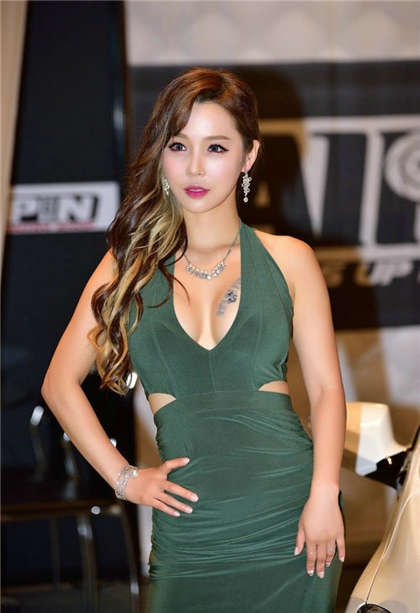 纯肉r18黄文-中篇乱人伦小说_情戏书屋