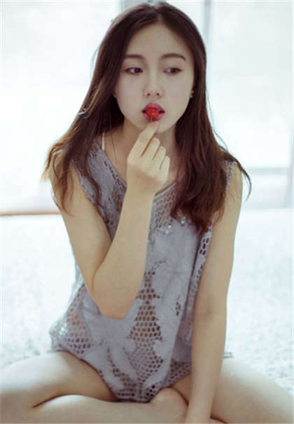 轻轻拨开她的花蕾-老公每晚添我小说_情戏书屋