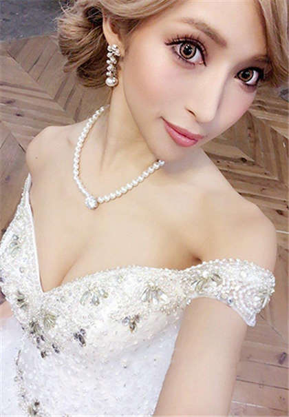 下面蹂躏出水的污文-同桌拿自慰棒惩罚我的小黄文_情戏书屋