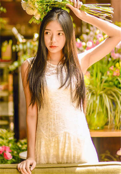 小说肉写的特别好的现代小说-男朋友把我撩湿后进来_情戏书屋