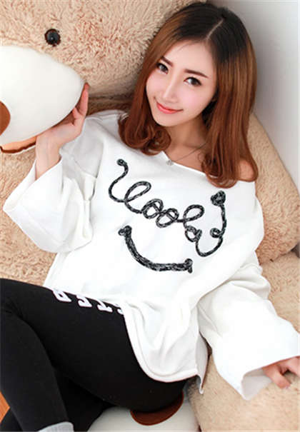 美女下面好湿-被囚禁的弃妃_情戏书屋