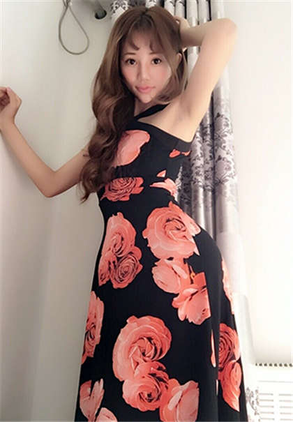 舒服用力-穿着纱睡裙来敲门的俏邻居_情戏书屋