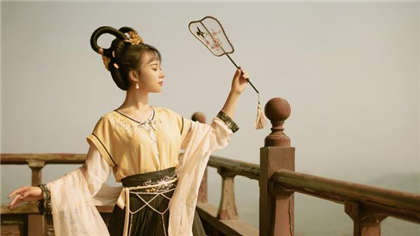 他进入了我-同桌上课塞跳蛋_情戏书屋