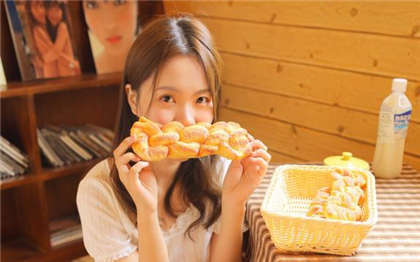 小说女肉-阿嗯不要轻点好疼_情戏书屋