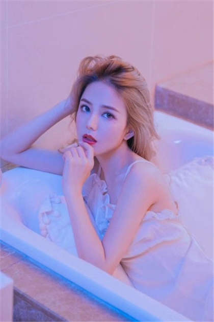 阿恩恩别吸了里面好痒快-男主和女主一直做h的小说_情戏书屋