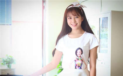 小黄wen文公交车-自己脱了衣服腿张开_情戏书屋