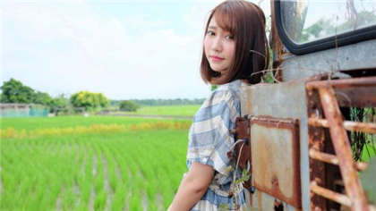 啊再快一点我还要-》嗯呐嗯呐是我_情戏书屋