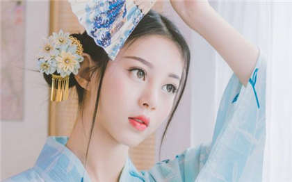 校园污文小说肉巨多校园-女生下体被摸出水还很疼_情戏书屋