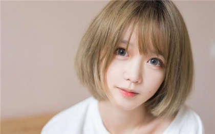 肉棒太大-她坐在我腿上缓缓进入_情戏书屋