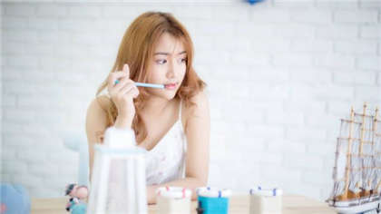 小黄文详细-我要走啊转_情戏书屋