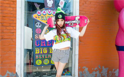 好硬好大好浪夹得好紧-小熊故事全文目录1∼900章_情戏书屋