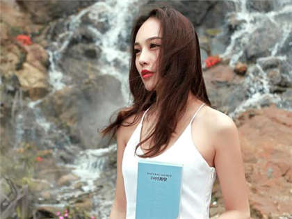 嗯啊哦爽嫩白-看了容易流水的污文_情戏书屋