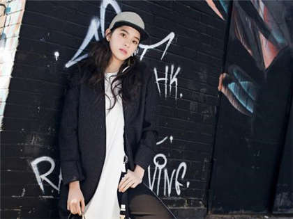 同桌添我下面-深夜发媸徐妍小黄文_情戏书屋