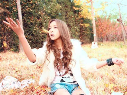 与同桌停电在教室h-轮奸h小说_情戏书屋