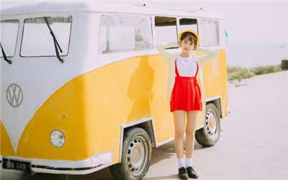 很污的小说片段-xiaohuangwen_情戏书屋