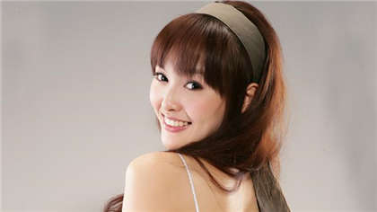 多肉小说啊轻点太深了好大-一女多男np辣文_情戏书屋