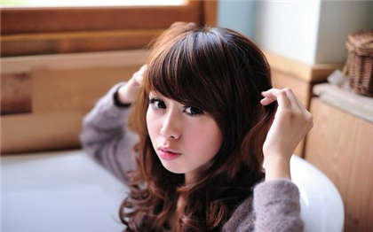 污文公交车上的故事-下面好湿_情戏书屋