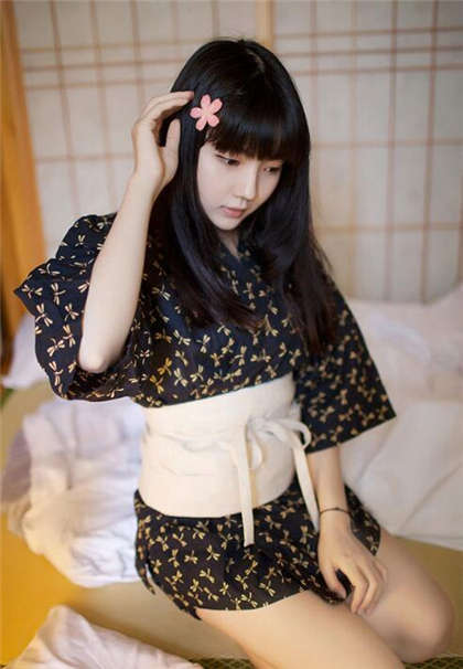 啪啪啪的床上细节-别在阳台啊会看见的_情戏书屋