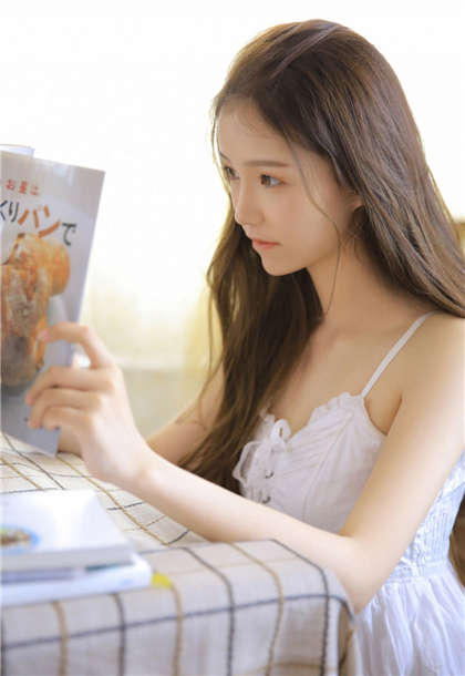 在教室里和同桌-丝袜高跟美熟妇_情戏书屋