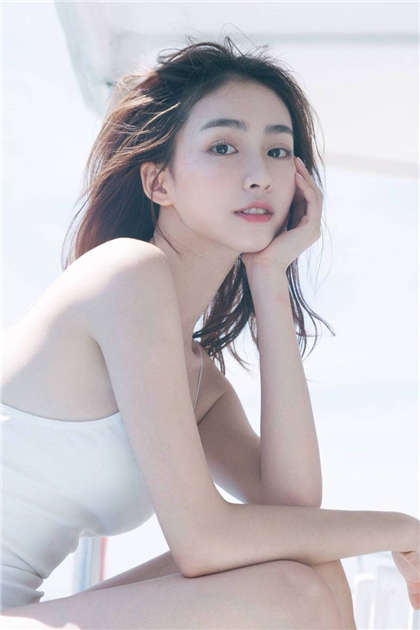 《穿越小黄文的日子》-描写得很细致的污小说_情戏书屋