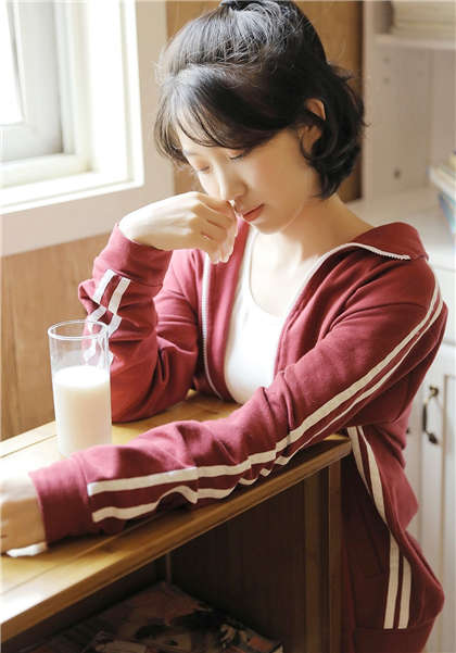 小内内污文-慢点太大了好涨顶死_情戏书屋