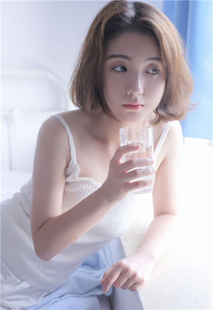 下面好紧奶好大-我插得后妈真爽呀_情戏书屋